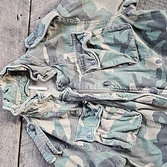 FREE PEOPLE Seize The Day Green Camo Utility Jacket Small - Picture 4 of 9